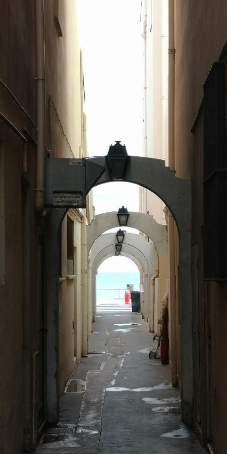 Joli Studio Dans Le Coeur De Menton Exterior photo